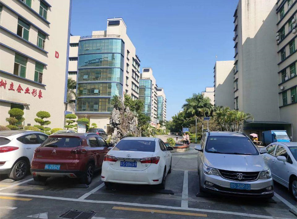 龍崗愛聯(lián)工業(yè)園招租3390平方了分